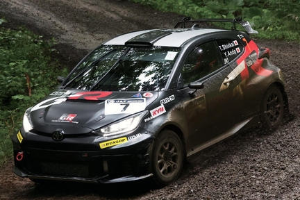 トヨタGRヤリスGR4ラリーDAT（全日本ラリー選手権2024参戦車両）