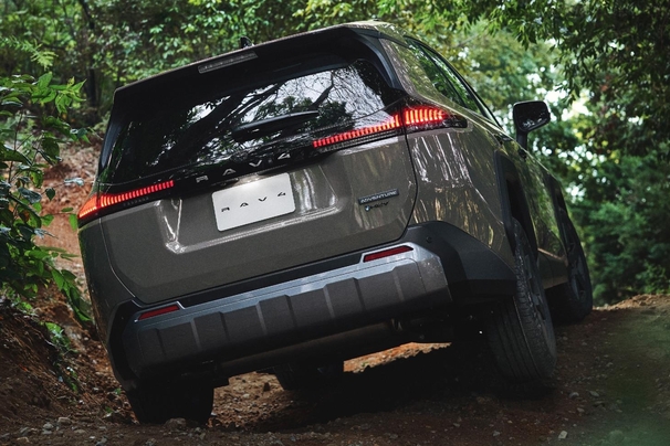 Adventure（ハイブリッド）