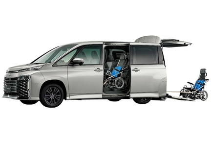 S-G（ガソリン・2WD・7人乗り）車いす仕様車“タイプⅠ（車いす2名仕様）”