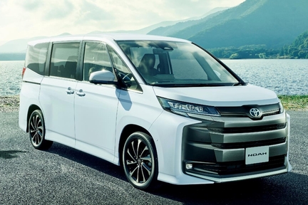 【モデル入り素材】S-Z（ハイブリッド・2WD・7人乗り）