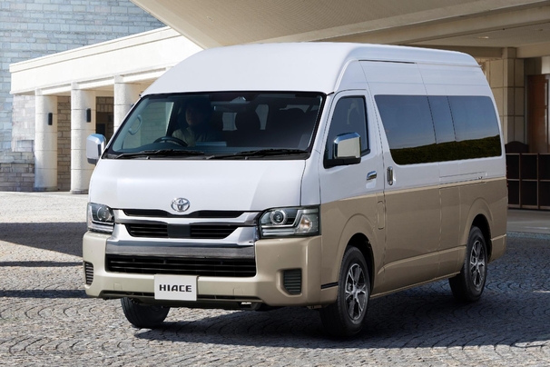 WAGON・2WD・2700ガソリン・グランドキャビン