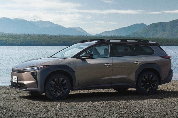 【モデル入り素材】Z（4WD）