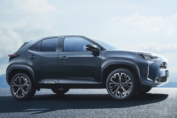 【モデル入り素材】Z（ガソリン・2WD）