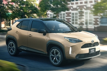 【モデル入り素材】Z（ハイブリッド・2WD）